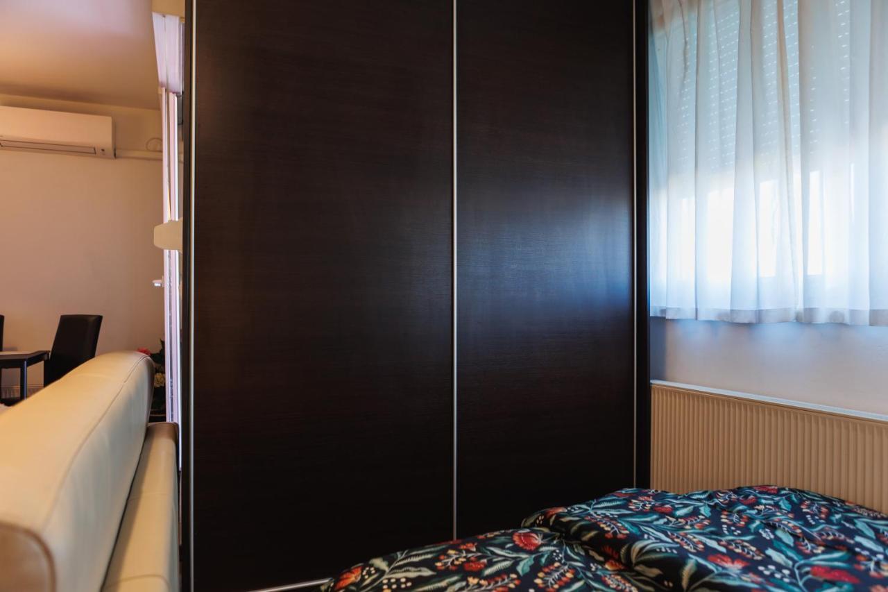 Flexible Selfcheckins 29 - Zagreb - Garage - Loggia - New - Apartments Repinc Buitenkant foto