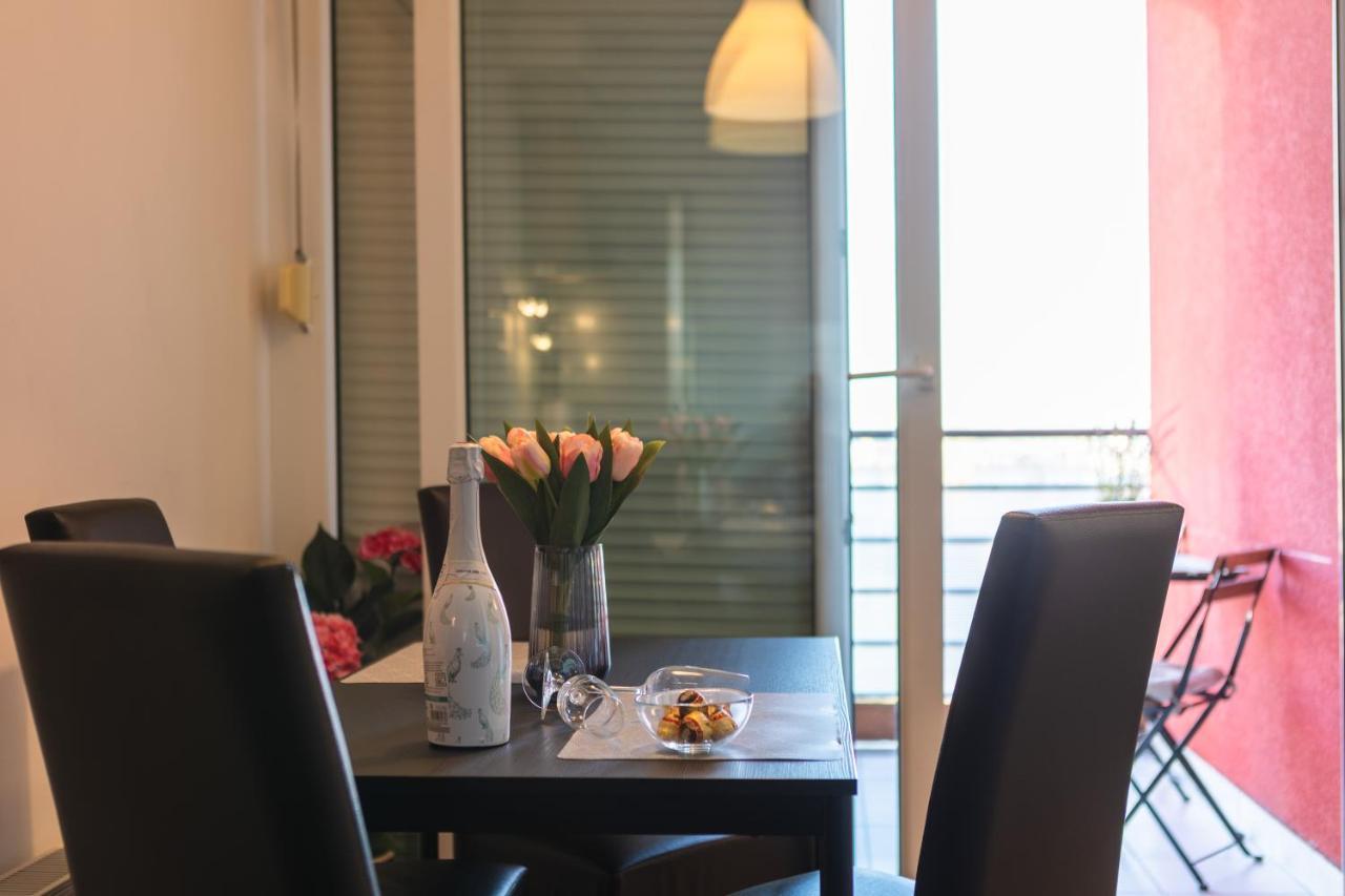 Flexible Selfcheckins 29 - Zagreb - Garage - Loggia - New - Apartments Repinc Buitenkant foto