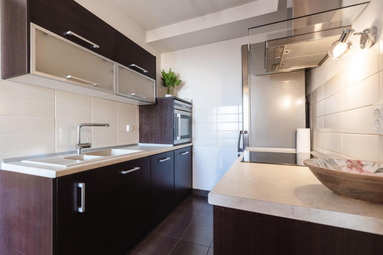 Flexible Selfcheckins 29 - Zagreb - Garage - Loggia - New - Apartments Repinc Buitenkant foto