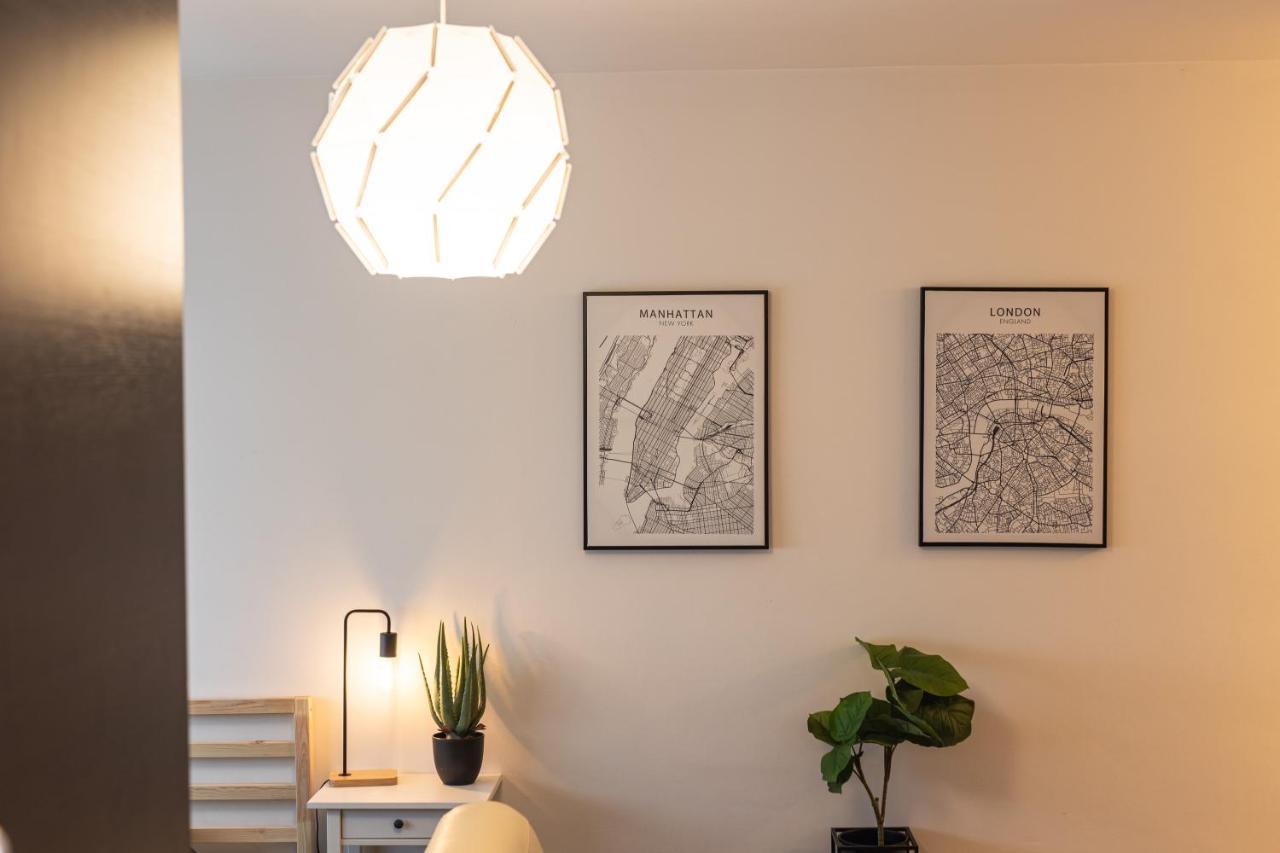 Flexible Selfcheckins 29 - Zagreb - Garage - Loggia - New - Apartments Repinc Buitenkant foto