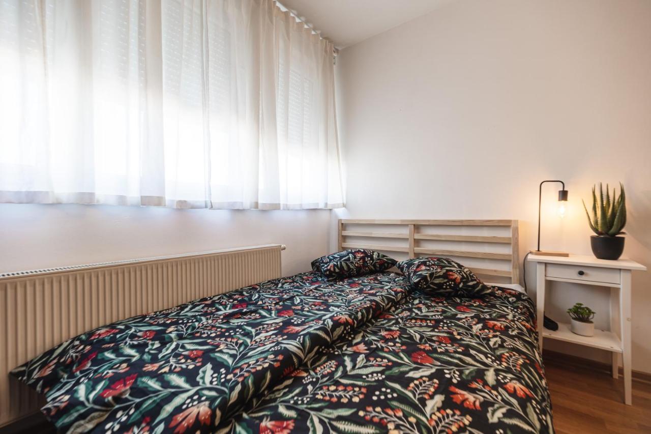 Flexible Selfcheckins 29 - Zagreb - Garage - Loggia - New - Apartments Repinc Buitenkant foto